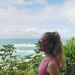 Meet your Posher, Viola